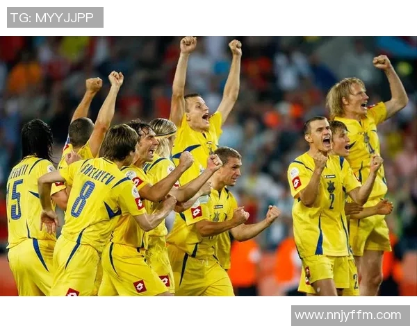 足球明星眼神瞬间大集合精彩视频回顾展现他们的激情与魅力