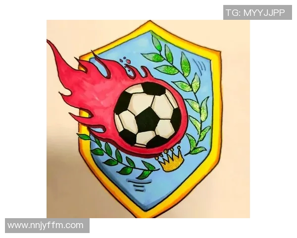 用硬纸板打造足球明星的创意艺术之旅与环保理念探索